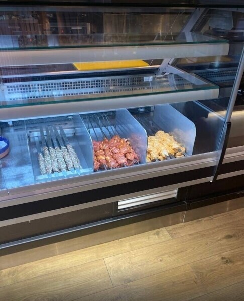 Modern Lebanese Restaurant for Sale in Streatham Hill Photo 2