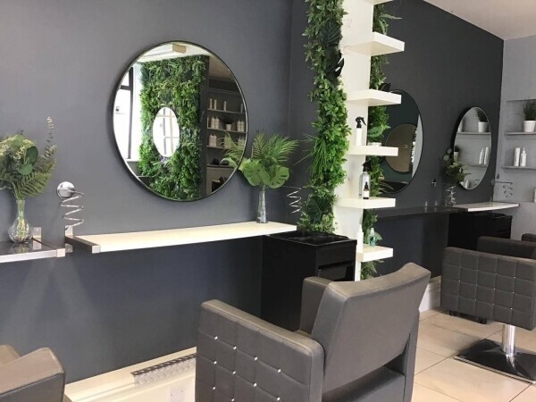 Hair & Beauty salon business for sale Bristol Photo 2