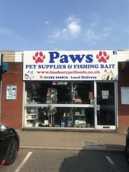 Profitable, Established Pet and Fishing Supplies Retail Unit in Prime Location in Oxfordshire Photo 2