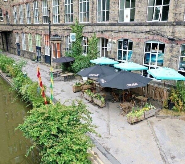 Licensed Cafe For Sale Bollington Cheshire Photo 2