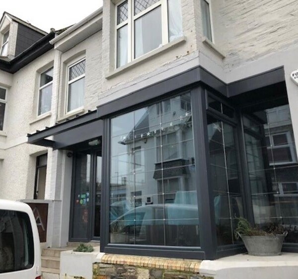 Freehold Wine Bar & Coffee House with 3 Boutique Letting Rooms Located In Newquay Photo 2