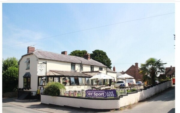 Public House - Herefordshire. Photo 2