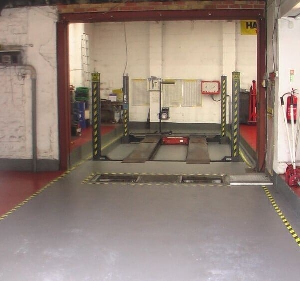 Long-Established Car Garage for Sale in Bridlington Photo 2