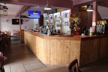 SOUTH WALES UNIVERSITY TOWN - HIGH TRADING FREEHOUSE