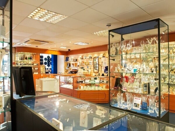 Well established Jewellers located on the Fylde Coast Photo 2