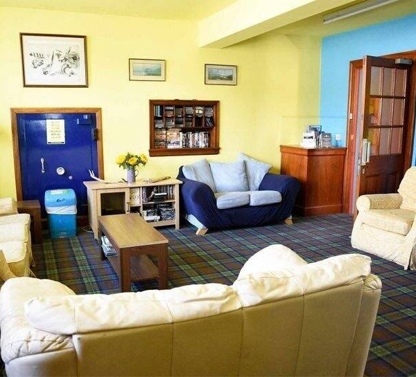Popular Hostel in an Excellent Trading Location in Portree Photo 2
