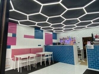 CHEAP QUICK SALE!! American Diner For Sale, Heart of Bury