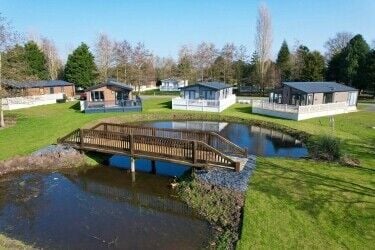 Luxury investment lodges for sale Nr York