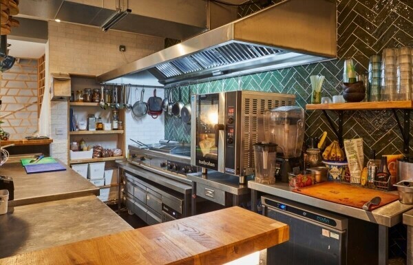 Award-Winning Healthy Café for Sale in Congleton Photo 2