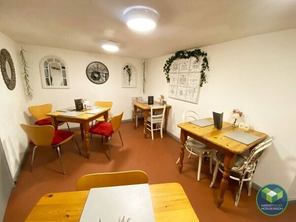 CAFE/BISTRO: BARNOLDSWICK: Photo 2