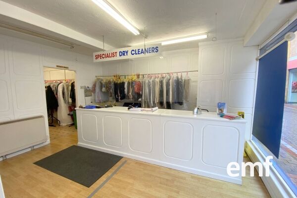 Clothing Alterations & Dry Cleaning Agent Clothing Alterations & Dry Cleaning Agent