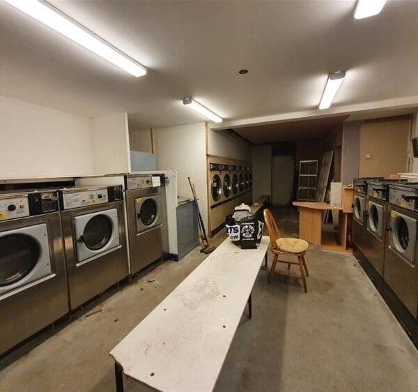 Launderette & Dry Cleaners For Sale in Bradford Photo 2