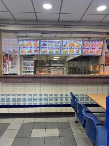 Fried Chicken Shop Business for Sale in Burnt Oak, Edgware, Middlesex Photo 2