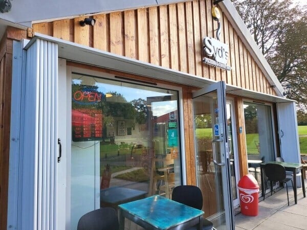 Leasehold pizzeria and coffee shop for sale Photo 2
