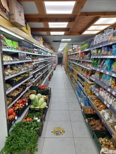 Leasehold off licence in Market Drayton Shropshire Photo 2