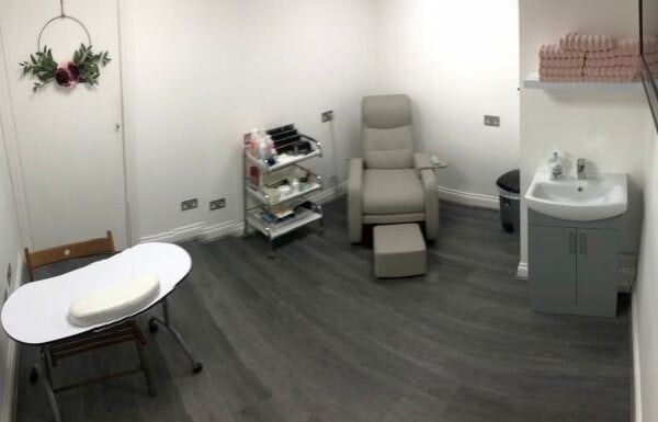 Highly Popular Tanning & Beauty Salon in Ruislip Photo 2