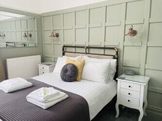 Boutique Hotel with sea views for sale in Swanage Dorset Boutique Hotel with sea views for sale in Swanage Dorset