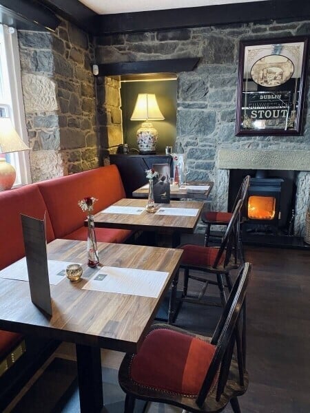 Popular Destination Restaurant and Bar nr. Queensferry Crossing and Sth Queensferry on A904 Photo 2