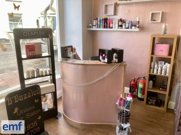 HAIR SALON Photo 2