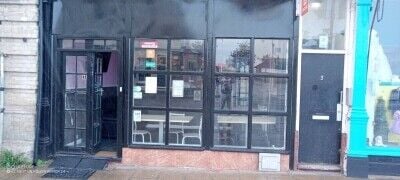 Pizza/chicken shop for sale