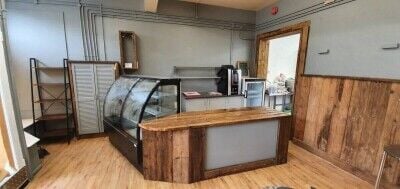 A TRADITIONAL BAKERY AND CAFÉ Photo 2