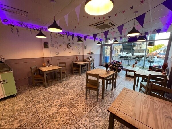Award Winning and Beautifully presented Boutique Coffee shop and Cafe in Dalkeith, Midlothian. Photo 2