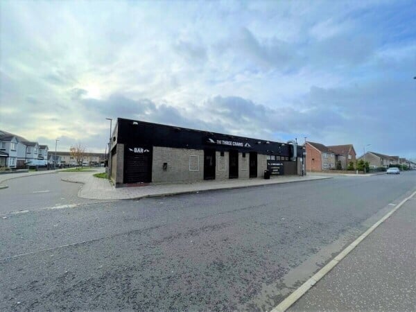 Public House/Restaurant Opportunity located in Irvine, North Ayrshire. (ref 1523) Photo 2