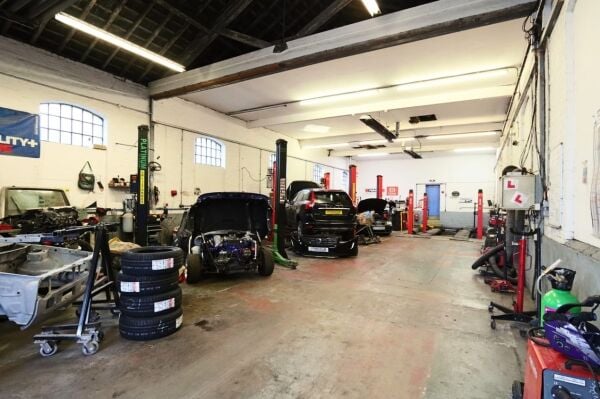 MOT, Repair & Bodyshop - Staffordshire MOT, Repair & Bodyshop - Staffordshire
