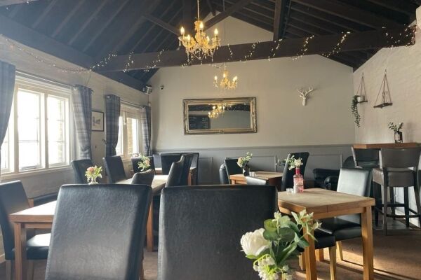 Coffee Shop & Tapas/Cocktail Bar - Bedfordshire Photo 2
