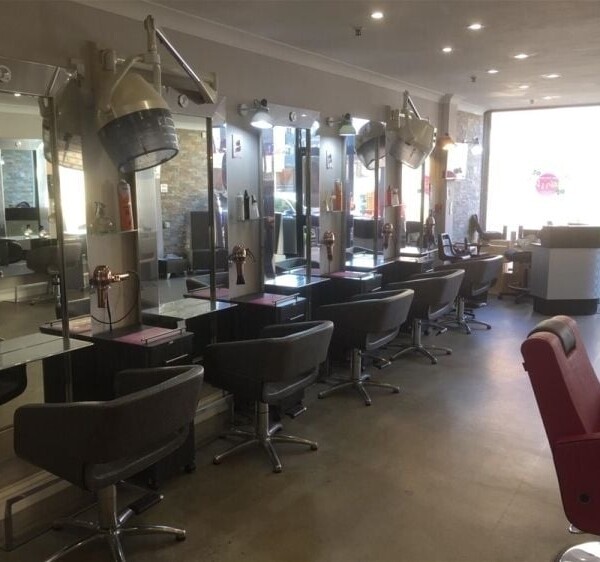 Popular and Busy Hair and Beauty Salon near the Centre of Erith Photo 2