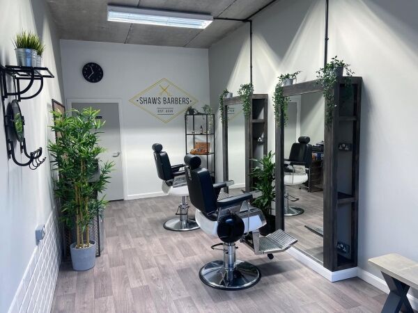 Extremely Popular Barbers for Sale Photo 2