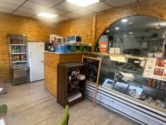 Class 3 Hot Food Cafe and Takeaway with Large Potential Ref 1826