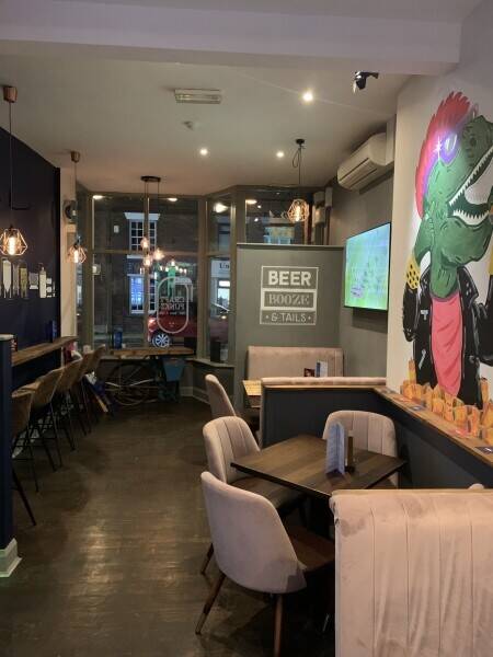 High-end sports bar is for sale in Cheshire. Photo 2
