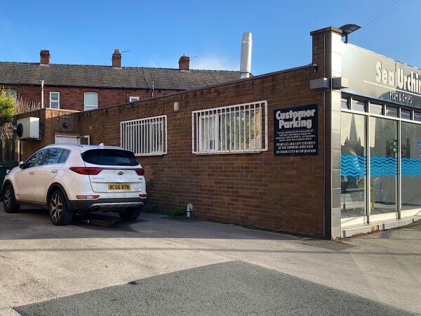 Freehold or Leasehold Fish & Chip Takeaway Located In Ossett, West Yorkshire Photo 2