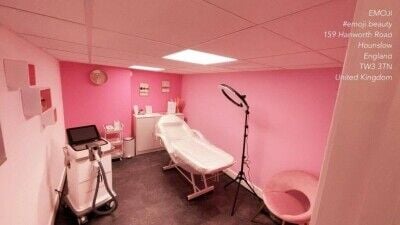 Beauty salon the best in London for sale Beauty salon the best in London for sale