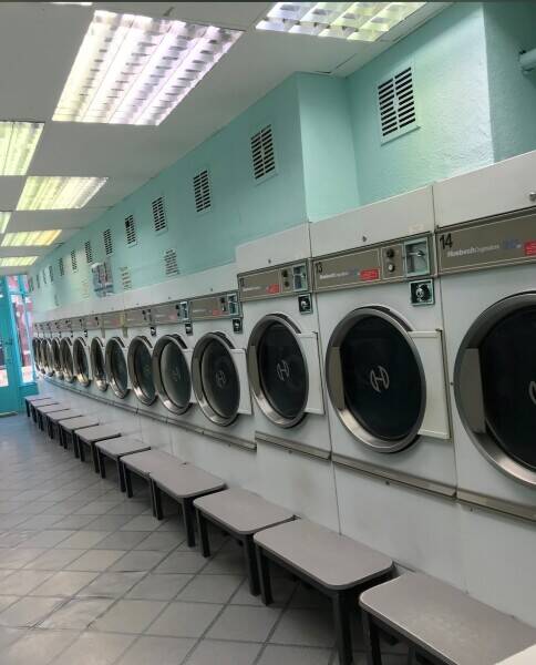 VERY WELL PRESENTED & PROFITABLE FREEHOLD LAUNDERETTE with 2 x self-contained flats, Gloucester Photo 2