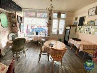 CAFE : DROYLSDEN : Photo 2