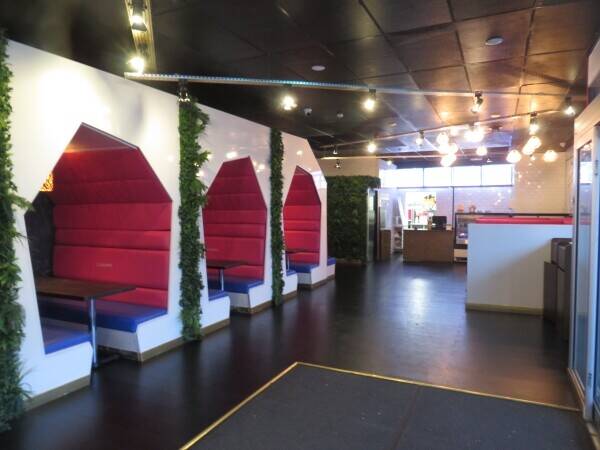 Fully Fitted Hot Food Takeaway & Dessert Business Photo 2
