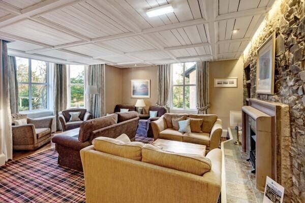 Scottish Borders - Superb 20-bedroom Country House Hotel in over 3 Acres - For Sale Photo 2