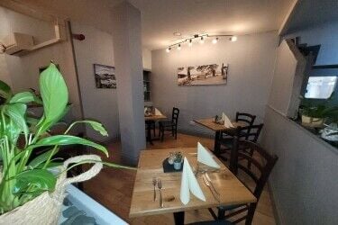 Restaurant in Lake District Town Photo 2