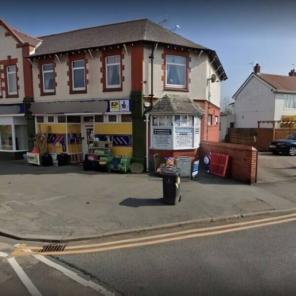 Convenience and DIY Store in Wrexham Photo 2