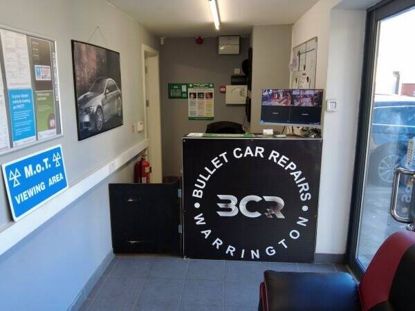 MOT Test Centre With Motor Repairs For Sale Warrington Cheshire Photo 2