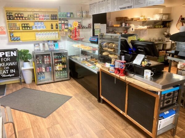 SANDWICH BAR/FOOD TO GO/CAFÉ/COFFEE SHOP Photo 2