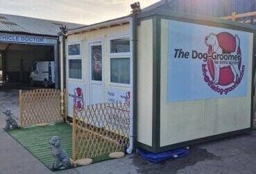 Fully fitted dog grooming pod for sale. Currently in Devon