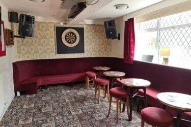 Pub With 5 Letting Rooms & Accom - Rochdale Photo 2