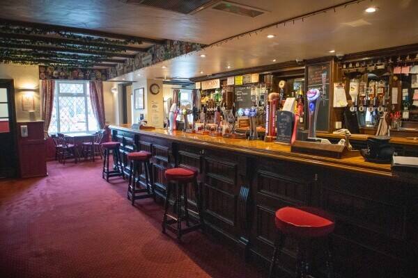 KENT - POPULAR COMMUNITY PUB Photo 2
