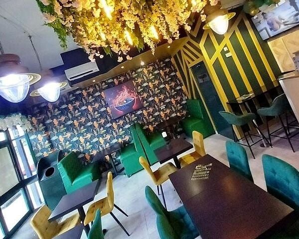 Chinese Noodle Bar, Restaurant & Takeaway for Sale