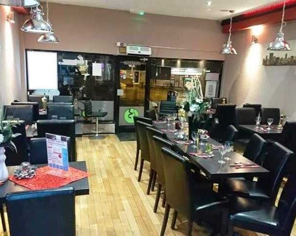 Chinese Noodle Bar, Restaurant & Takeaway With On And Off Liquor Licence for Sale