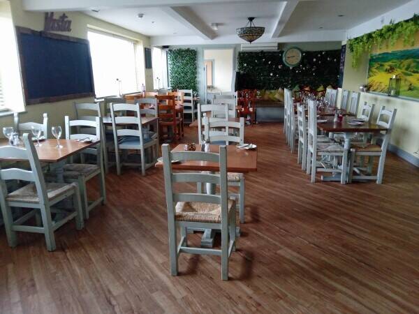 MERSERYSIDE – AUTHENTIC ITALIAN RESTAURANT IN PROMINENT ROADSIDE POSITION Photo 2