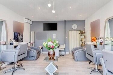 Hair and Beauty Salon for sale In Windlesham Photo 1
